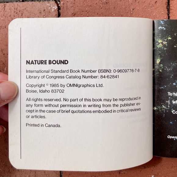 1985 Nature Bound Pocket Field Guide Edible Plant Identification Survival Guide - Picture 11 of 12